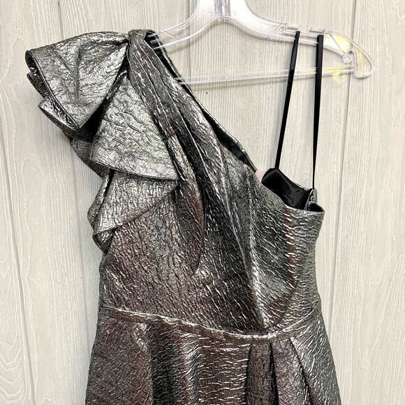 Mac Duggal Silver One Shoulder Bow Midi Dress 67906 Size 8 NWT - Picture 4 of 9